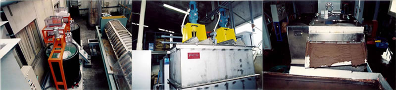 凝集剤溶液を自動で溶解・添加する自動溶解装置（左）汚泥と凝集剤を攪拌する凝集反応槽（中）多重円盤型脱水機（右）